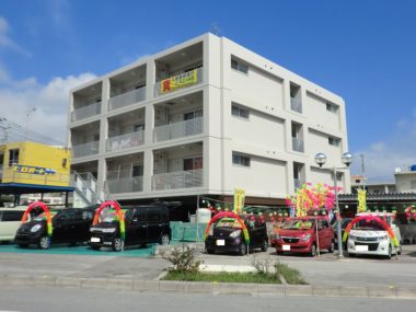 リトルヒルズ （駐車場有り）