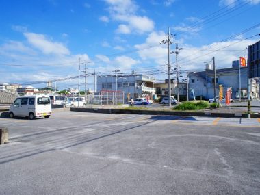 平田契約駐車場