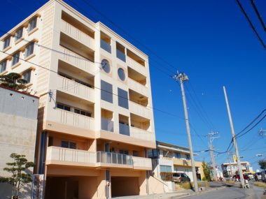 マンション北中城