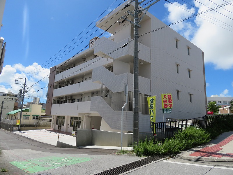 パークサイド宮里(中部屋)